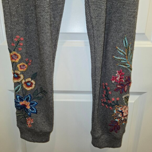 Johnny Was Waffle Knit Metallic Joggers - Picture 3 of 8